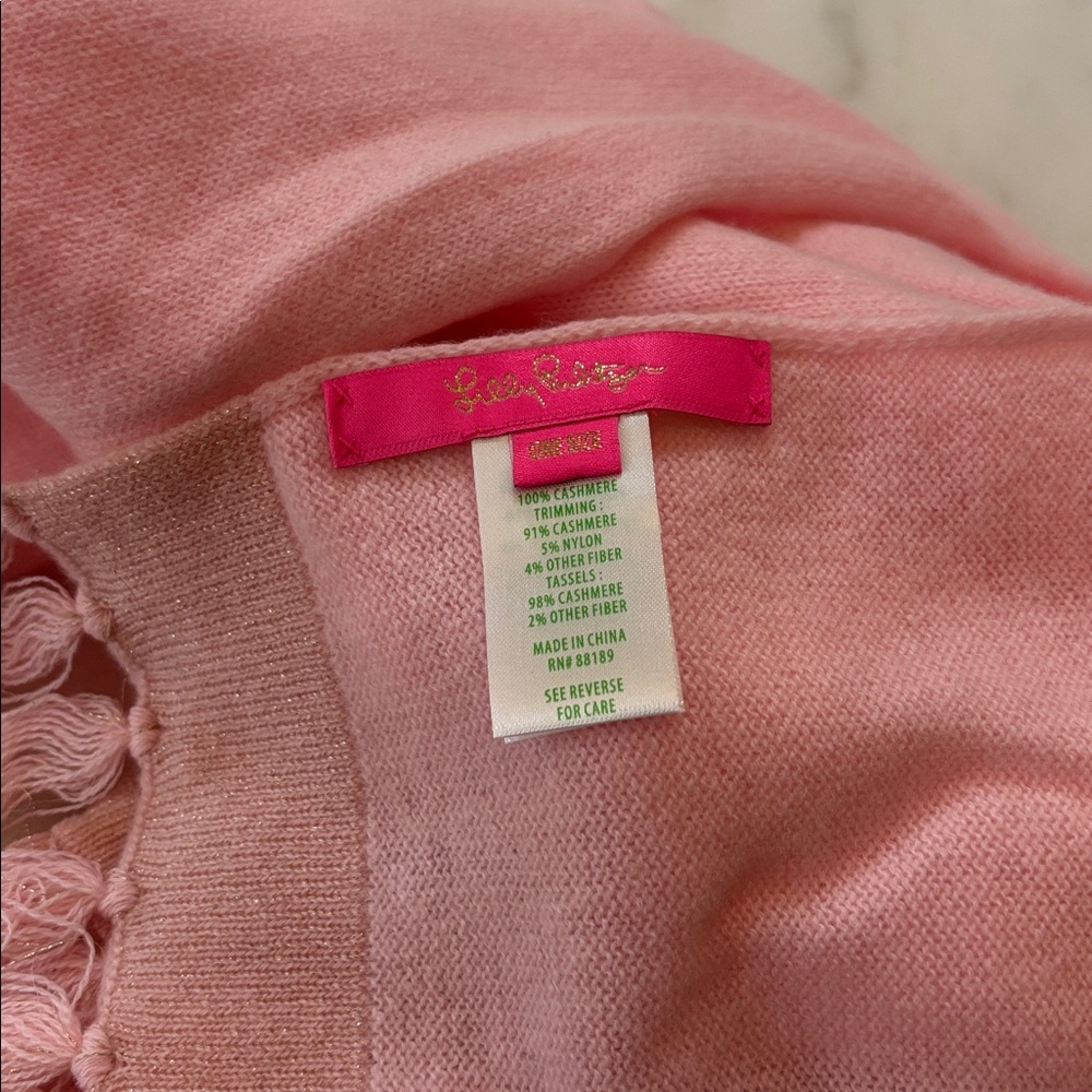 Lilly Pulitzer Cashmere Wrap Blanket Scarf light pink - Picture 3 of 4